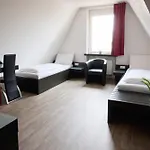 Villa-bassermann, Stilvoll, 2 Min Zum Schloss, Schnelles Wlan & Parkplatz Schwetzingen