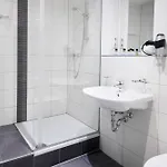 Hostel Villa-bassermann, Stilvoll, 2 Min Zum Schloss, Schnelles Wlan & Parkplatz