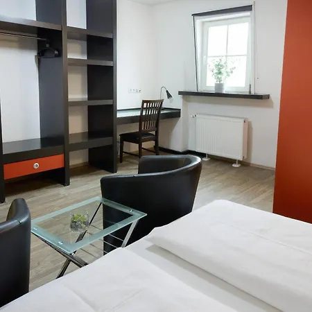 Villa-bassermann, Stilvoll, 2 Min Zum Schloss, Schnelles Wlan & Parkplatz *