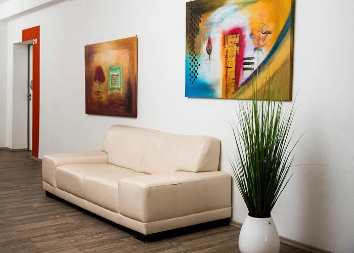 Villa-bassermann, Stilvoll, 2 Min Zum Schloss, Schnelles Wlan & Parkplatz * Σβέτζινγκεν