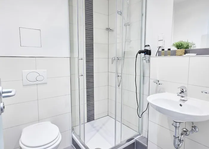 Villa-bassermann, Stilvoll, 2 Min Zum Schloss, Schnelles Wlan & Parkplatz * Σβέτζινγκεν