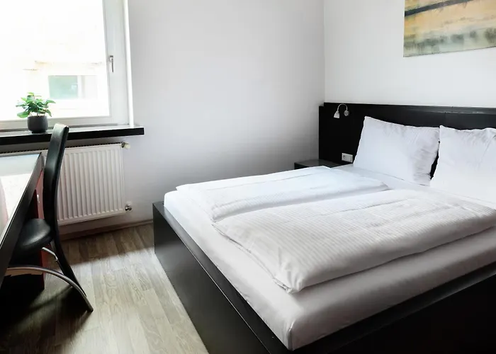 Villa-bassermann, Stilvoll, 2 Min Zum Schloss, Schnelles Wlan & Parkplatz *