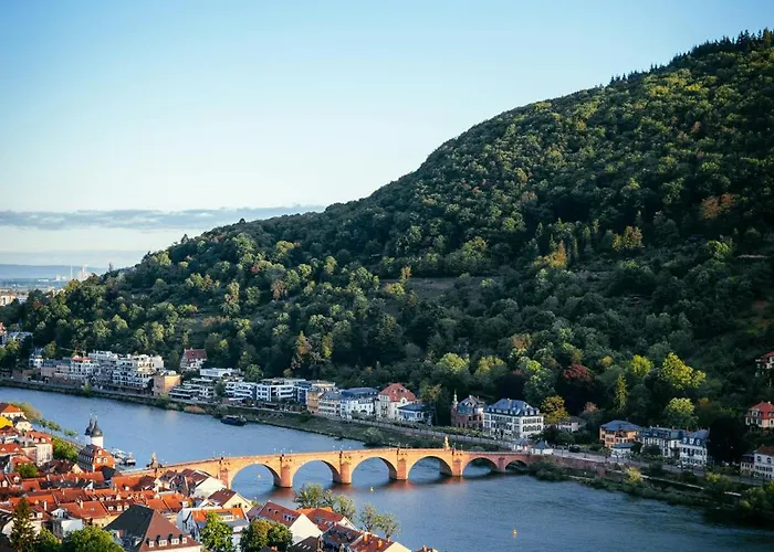 Villa-bassermann, Stilvoll, 2 Min Zum Schloss, Schnelles Wlan & Parkplatz Σβέτζινγκεν